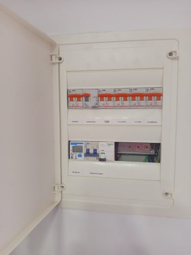 Instalación eléctrica completa elevada realizada por ALXELECTRIC