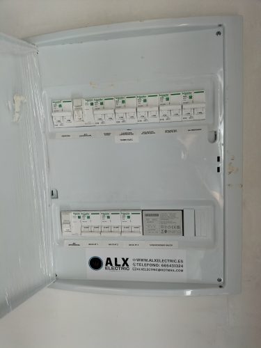 Instalación eléctrica completa elevada realizada por ALXELECTRIC